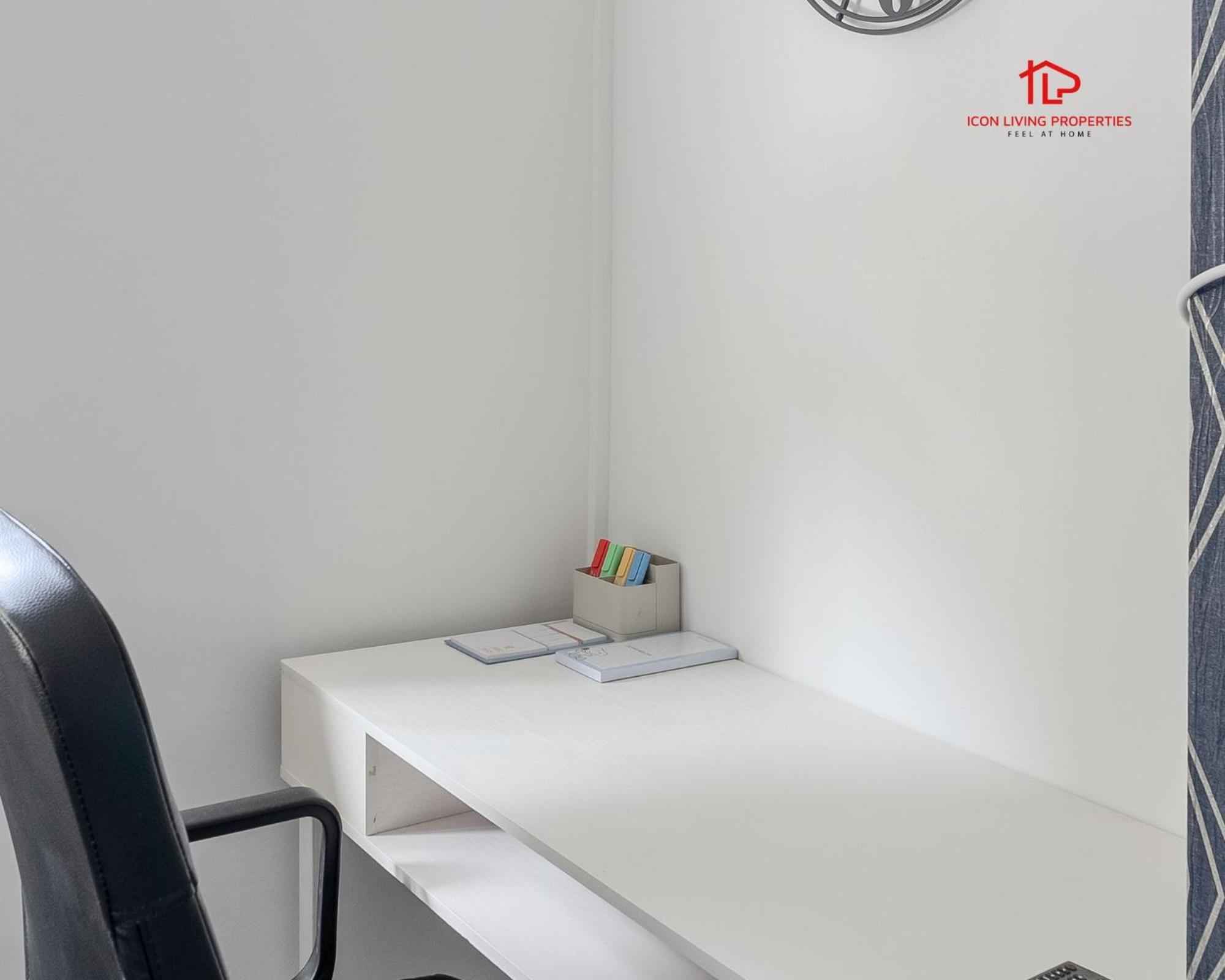 Spacious 1 Bed Flat For Contractors Leisure And Relocation Guests By Icon Living Properties Short Lets And Serviced Accommodation Barking Extérieur photo